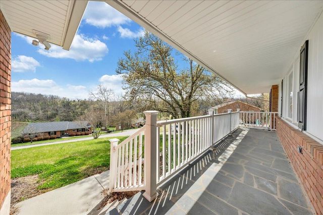 1531 Coral Ridge RD, Roanoke, VA 24018