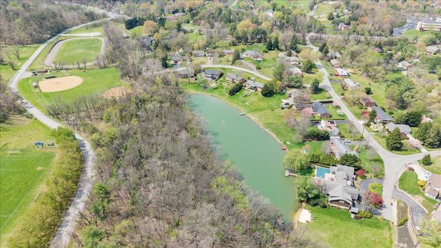 1531 Coral Ridge RD, Roanoke, VA 24018