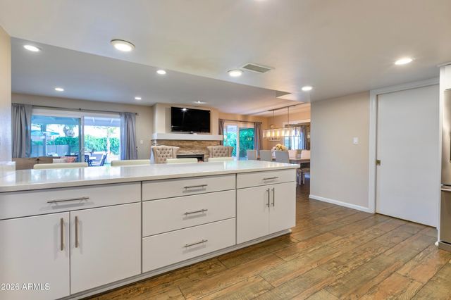 8249 E REDWING Road, Scottsdale, AZ 85250