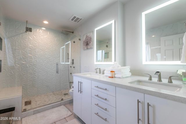 8249 E REDWING Road, Scottsdale, AZ 85250