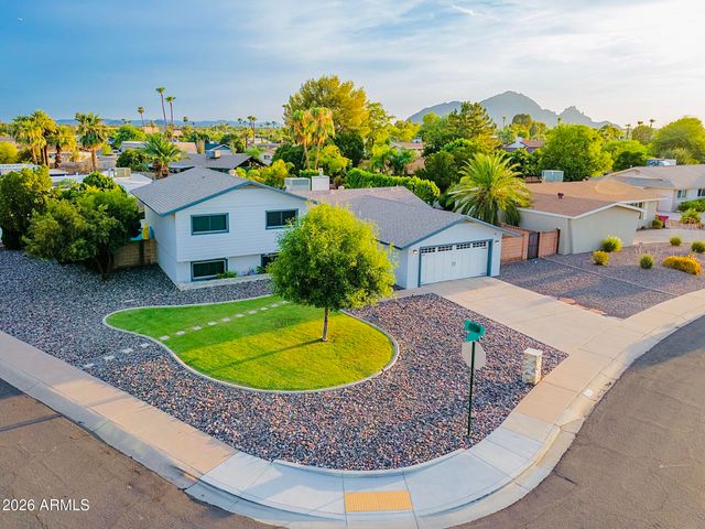 8249 E REDWING Road, Scottsdale, AZ 85250