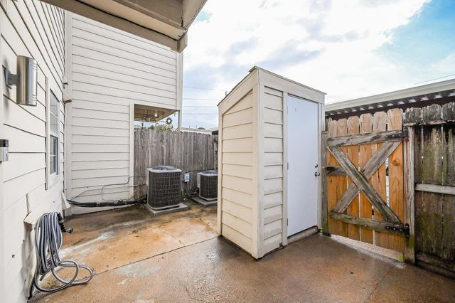3901 Woodchase Drive 48, Houston, TX 77042