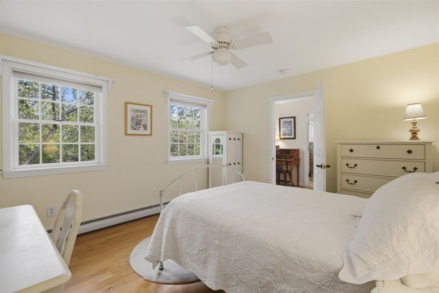 386 Farm Road, Arlington, VT 05250