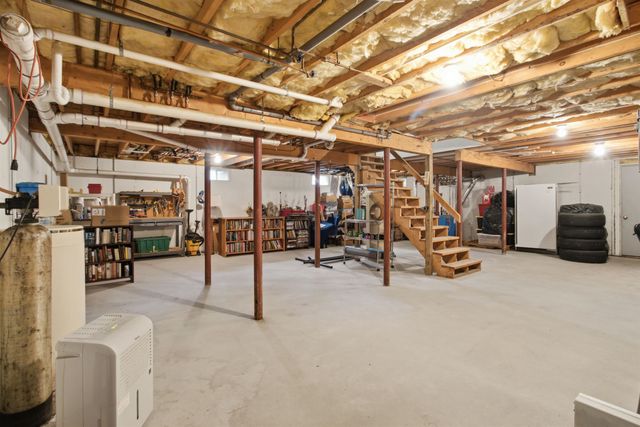 386 Farm Road, Arlington, VT 05250