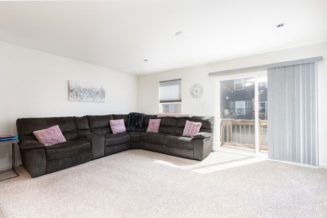 818 Briar Glen Court, Hampshire, IL 60140