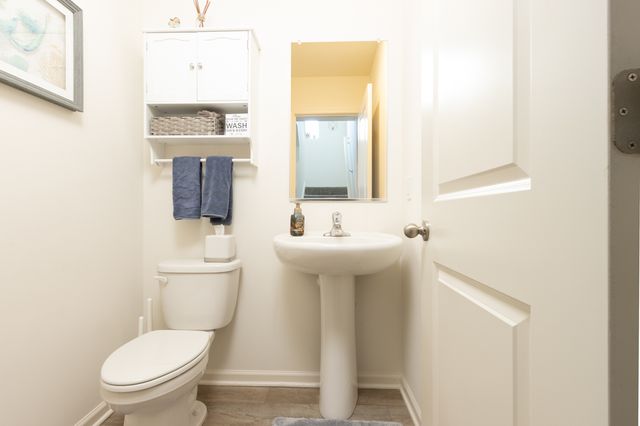 818 Briar Glen Court, Hampshire, IL 60140