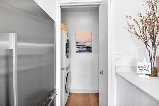 22 22 Schooner Ct, Richmond, CA 94804