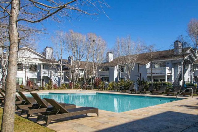 22 22 Schooner Ct, Richmond, CA 94804