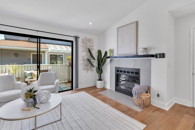 22 22 Schooner Ct, Richmond, CA 94804