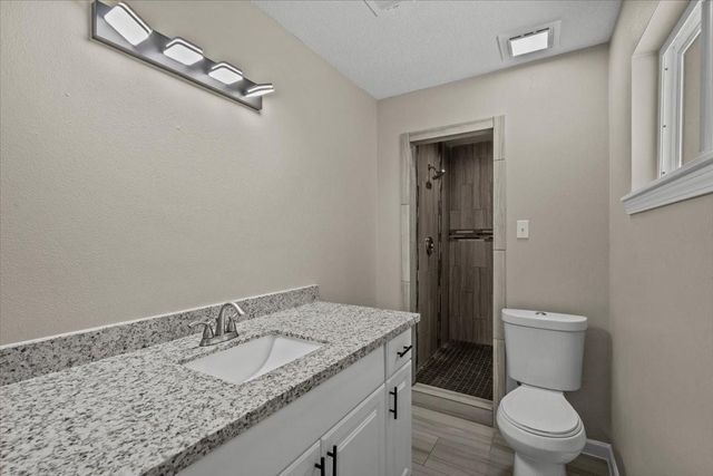 3405 Meadowlark Lane, Alvin, TX 77511