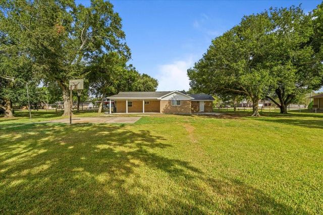 3405 Meadowlark Lane, Alvin, TX 77511