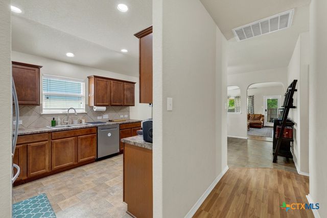 2877 Oakdell Trail, New Braunfels, TX 78130