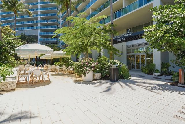 1500 Bay Rd 666S, Miami Beach, FL 33139