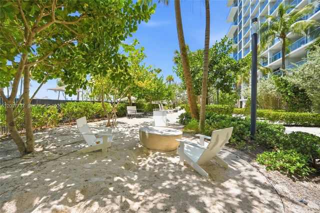 1500 Bay Rd 666S, Miami Beach, FL 33139