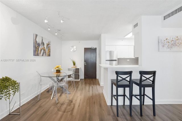 1500 Bay Rd 666S, Miami Beach, FL 33139