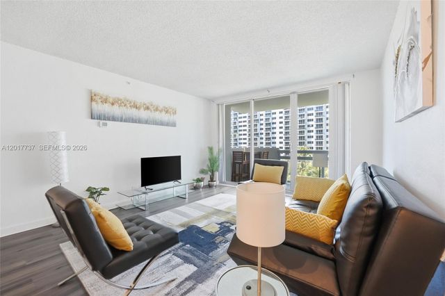 1500 Bay Rd 666S, Miami Beach, FL 33139