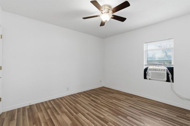 613 W Murray Street, Denison, TX 75020