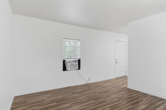 613 W Murray Street, Denison, TX 75020