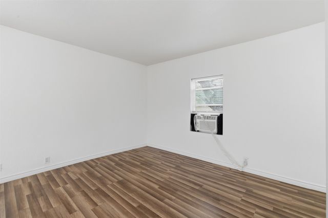 613 W Murray Street, Denison, TX 75020