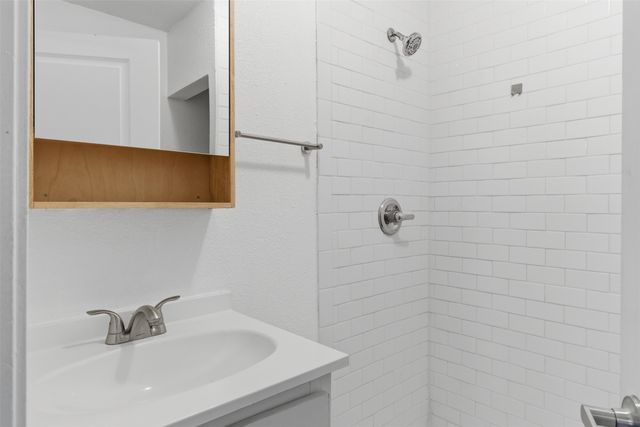 613 W Murray Street, Denison, TX 75020