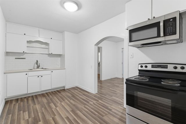 613 W Murray Street, Denison, TX 75020