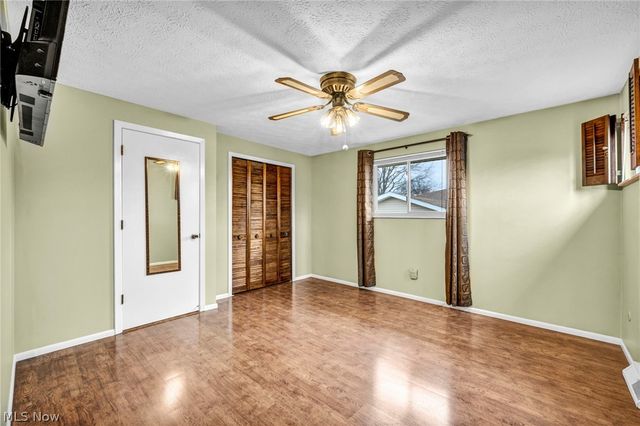 29400 Vita Lane, North Olmsted, OH 44070