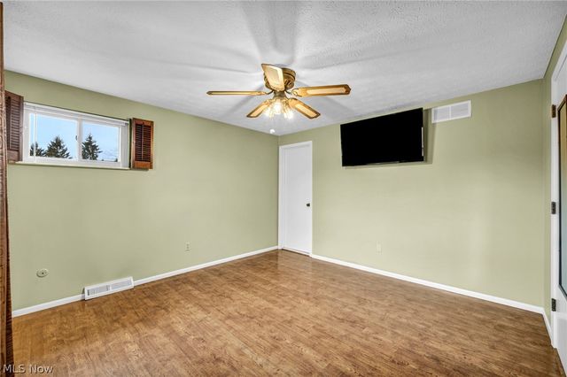 29400 Vita Lane, North Olmsted, OH 44070