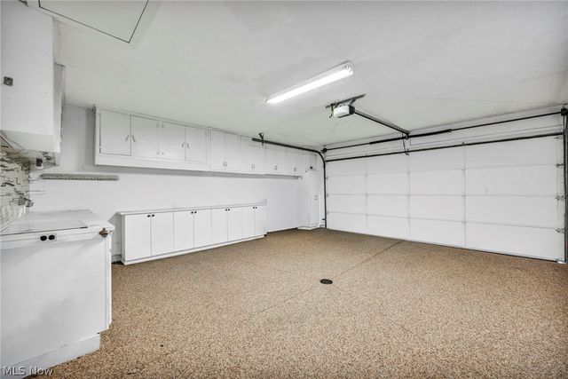 29400 Vita Lane, North Olmsted, OH 44070