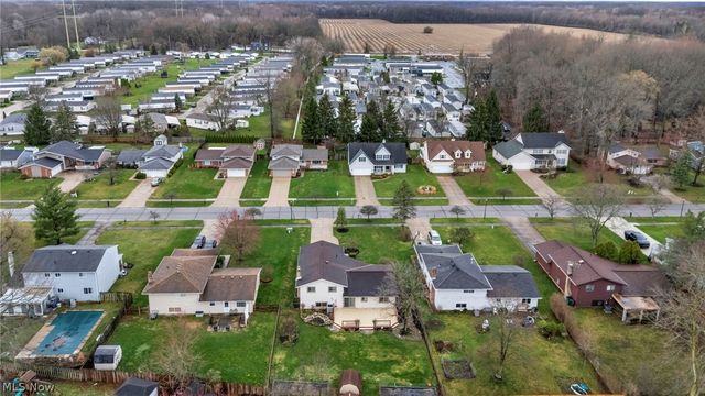 29400 Vita Lane, North Olmsted, OH 44070