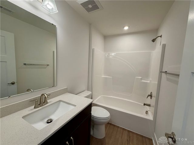 130 Magnolia Lane, Springboro, OH 45066
