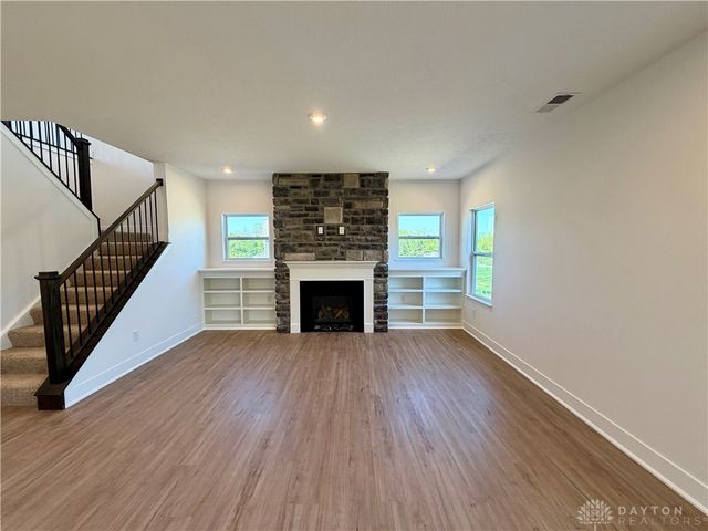 130 Magnolia Lane, Springboro, OH 45066