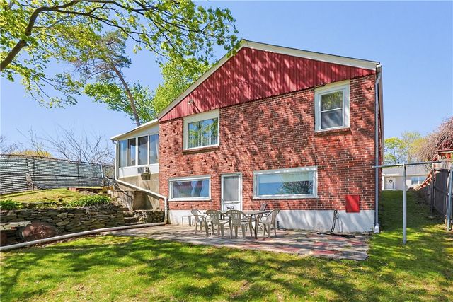 35 North Long Street, Johnston, RI 02919