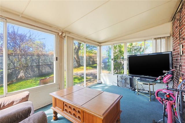 35 North Long Street, Johnston, RI 02919