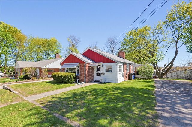 35 North Long Street, Johnston, RI 02919