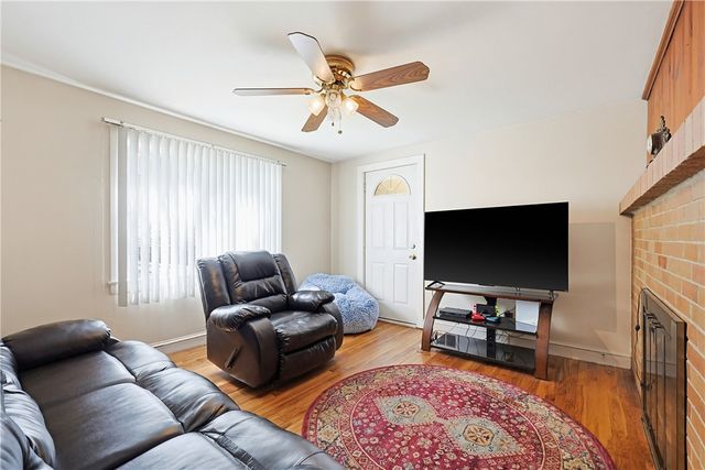 35 North Long Street, Johnston, RI 02919