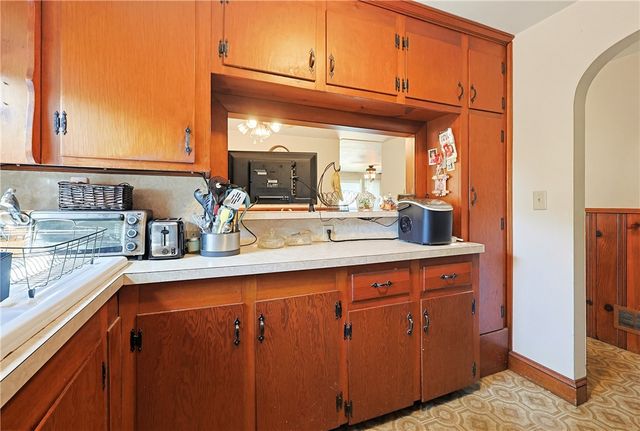 35 North Long Street, Johnston, RI 02919