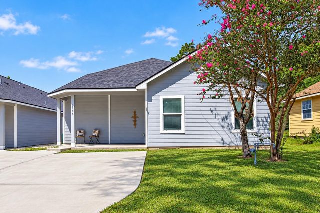 310 W Watson Street A, Willis, TX 77378