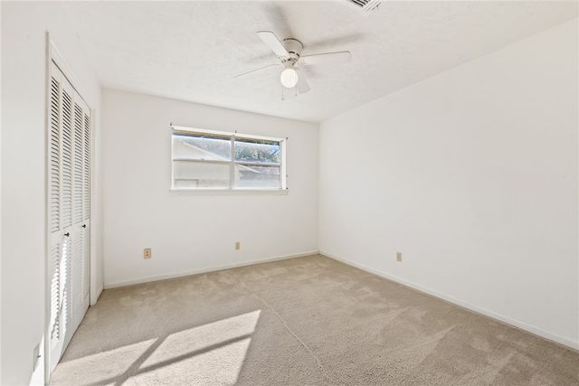 2901 Oakside Drive, Bryan, TX 77802