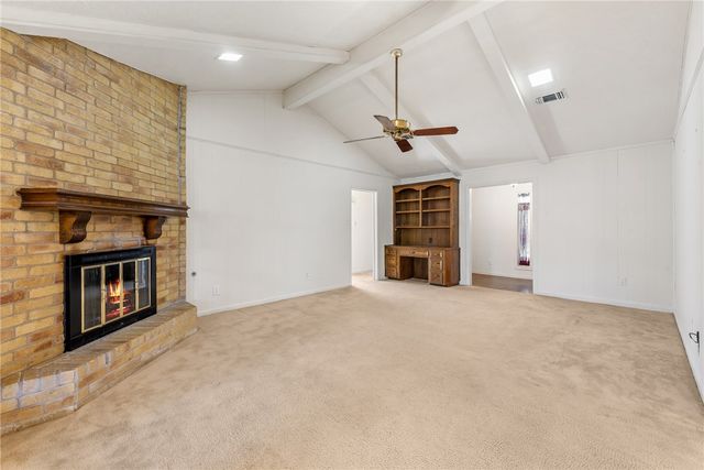 2901 Oakside Drive, Bryan, TX 77802