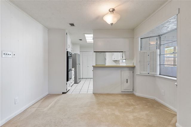 2901 Oakside Drive, Bryan, TX 77802