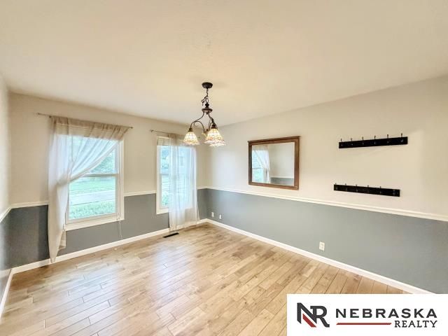 4350 S 154th Street, Omaha, NE 68137