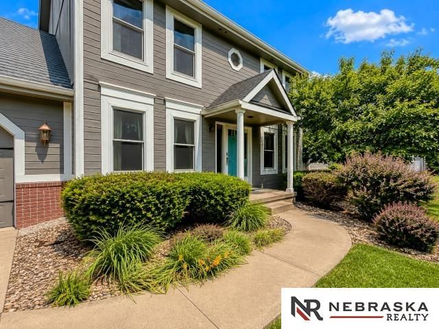 4350 S 154th Street, Omaha, NE 68137