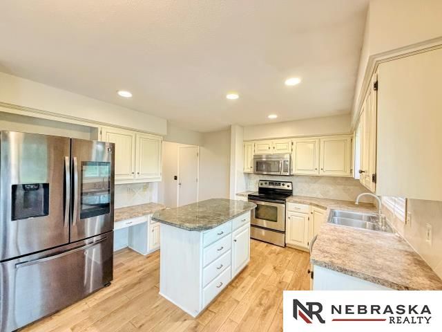 4350 S 154th Street, Omaha, NE 68137