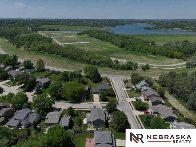 4350 S 154th Street, Omaha, NE 68137