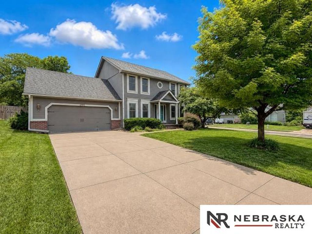 4350 S 154th Street, Omaha, NE 68137