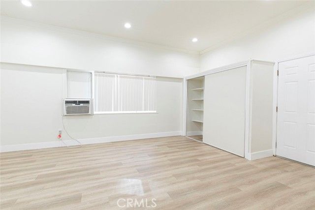 14319 Tiara Street 2, Van Nuys (los Angeles), CA 91401