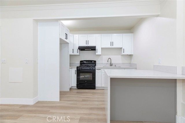 14319 Tiara Street 2, Van Nuys (los Angeles), CA 91401