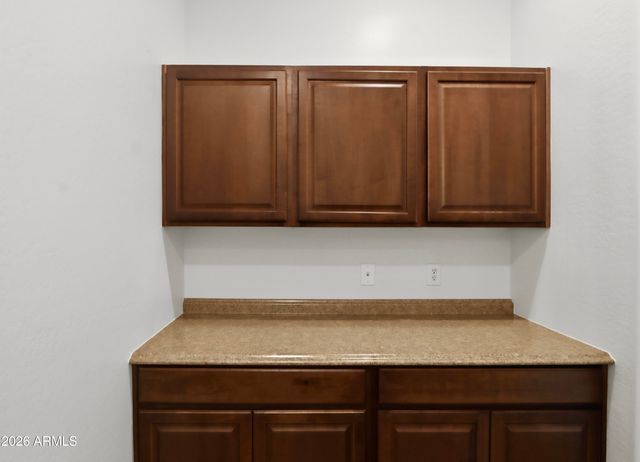 3637 E ELLIS Street, Mesa, AZ 85205