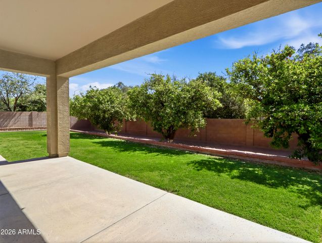 3637 E ELLIS Street, Mesa, AZ 85205