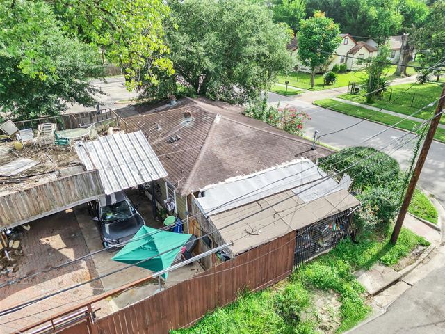 5915 Knox Street, Houston, TX 77091
